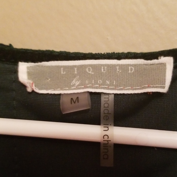 Green velvet top - Picture 5 of 6